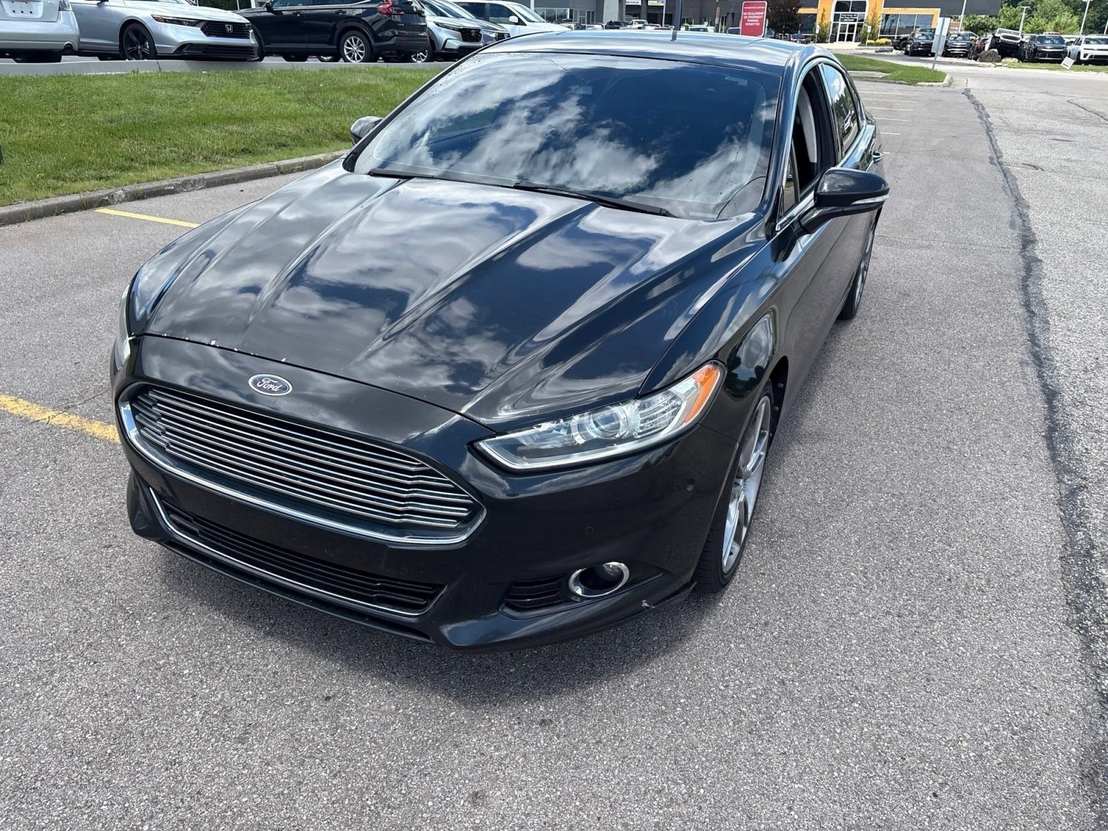 Used 2013 Ford Fusion Titanium w/ Titanium Driver Assist Pkg FWD image 9