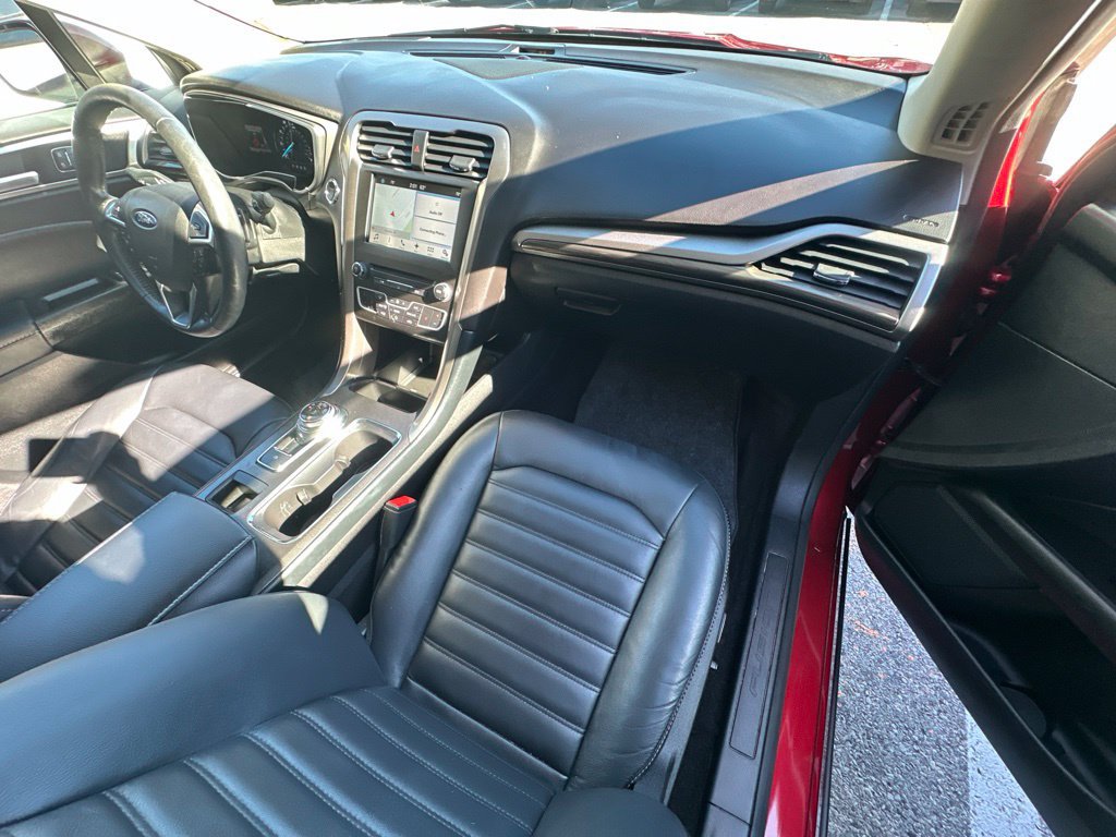 Used 2017 Ford Fusion SE w/ Fusion SE Technology Package AWD/4WD image 34