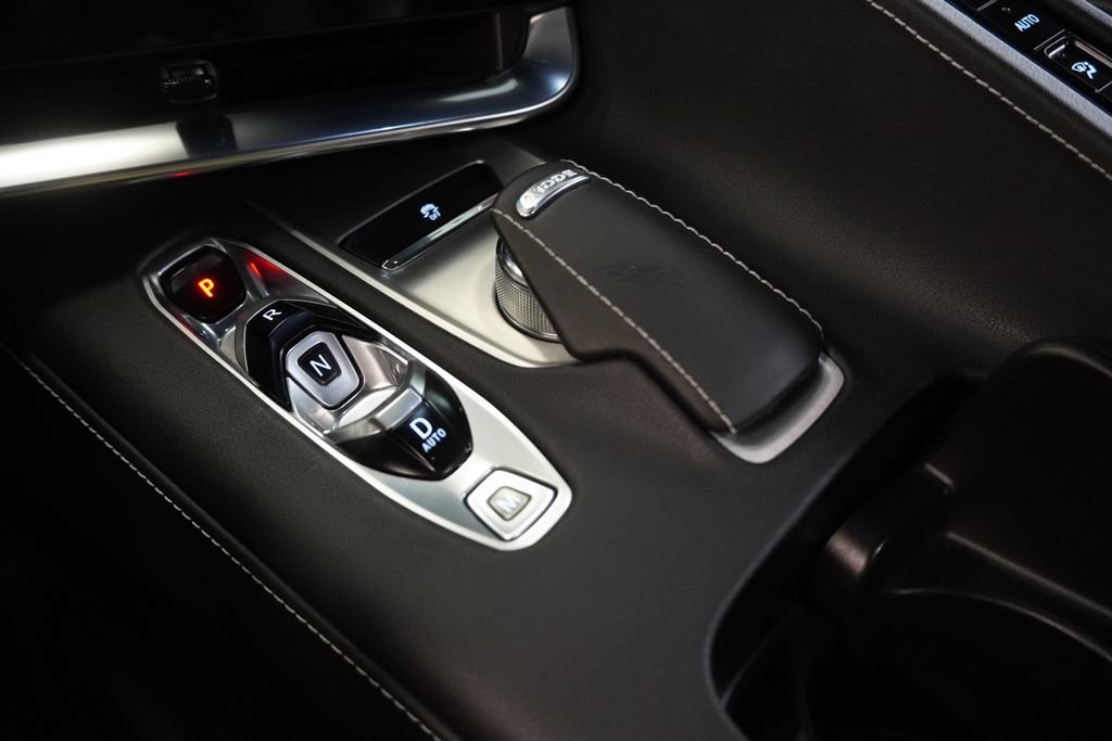 Used 2024 Chevrolet Corvette Z06 RWD image 23