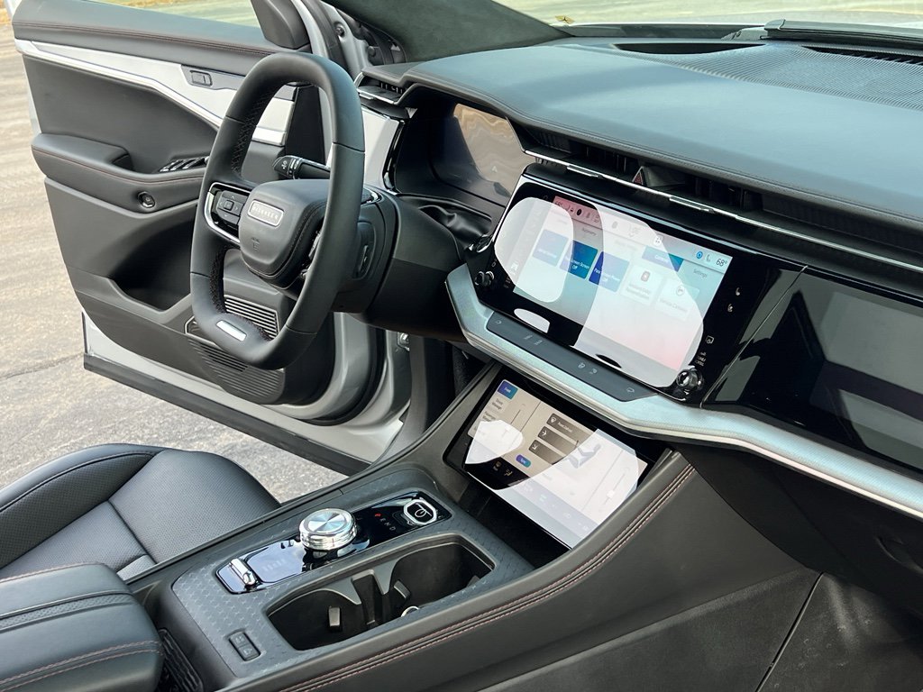 Used 2024 Jeep Wagoneer Launch Edition image 31