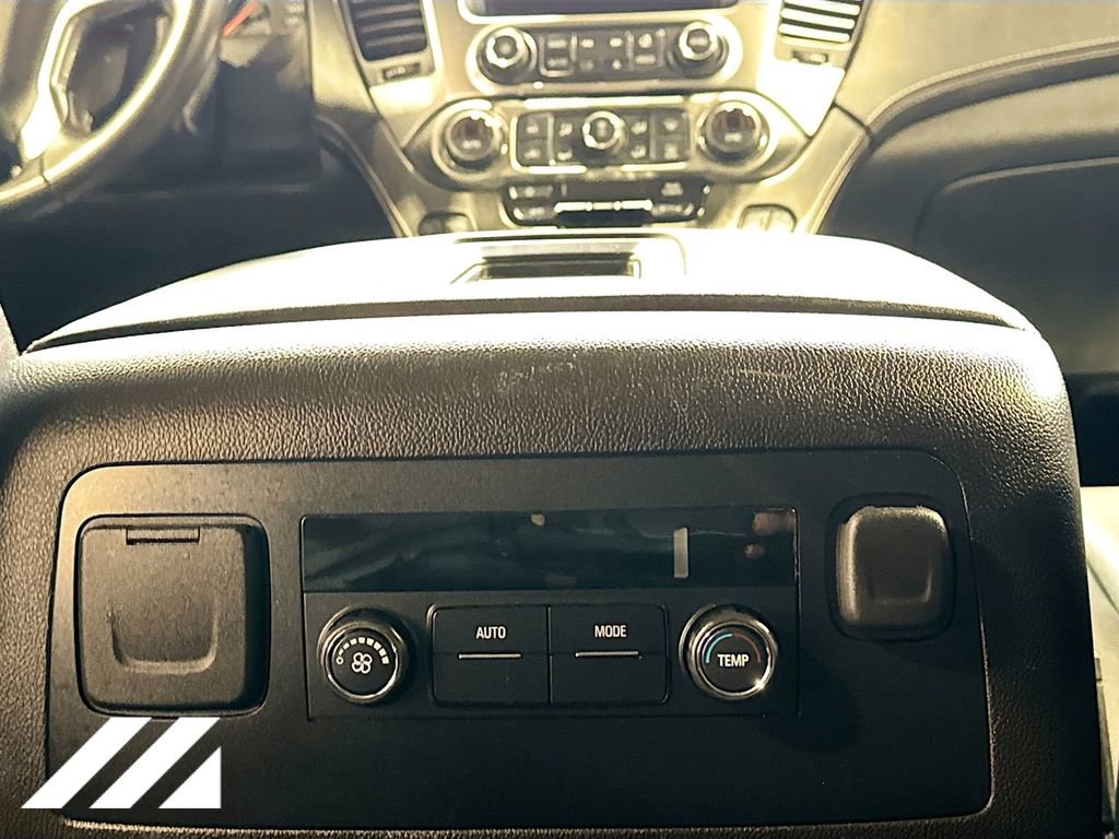 Used 2017 Chevrolet Tahoe LT AWD/4WD image 28