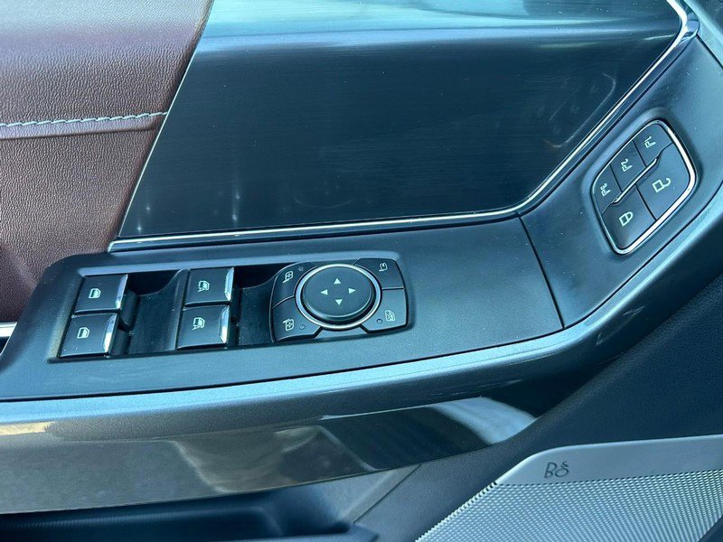 Used 2022 Ford F150 Lariat w/ Equipment Group 502A High image 9