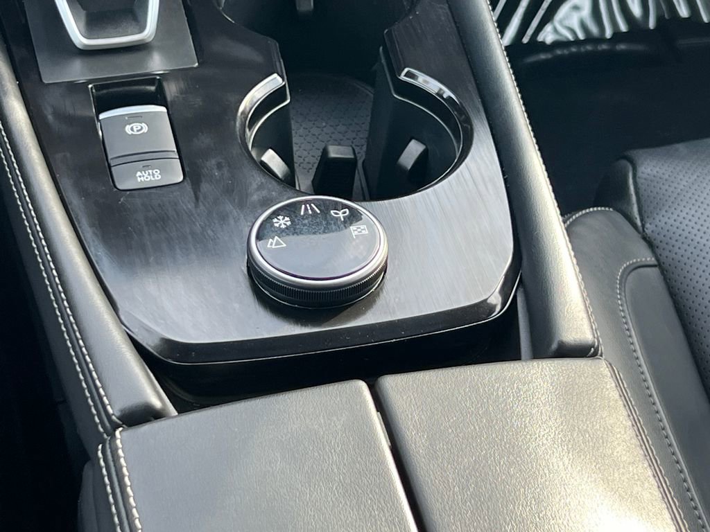 Used 2021 Nissan Rogue Platinum image 26