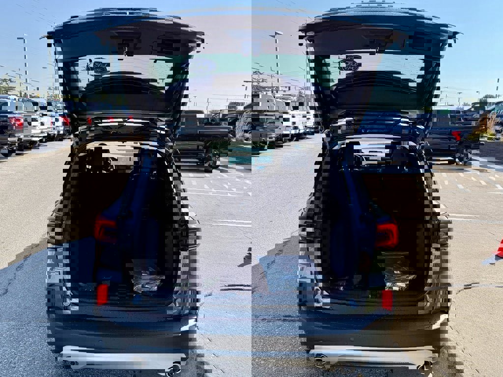 New 2026 Ford Escape SE image 13