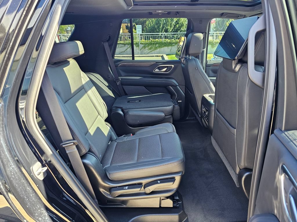 Used 2021 Chevrolet Tahoe High Country AWD/4WD image 12
