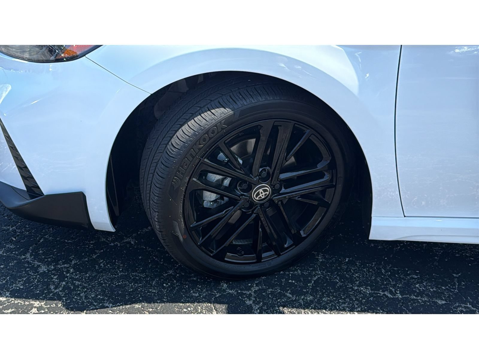 Certified 2025 Toyota Camry SE FWD image 11