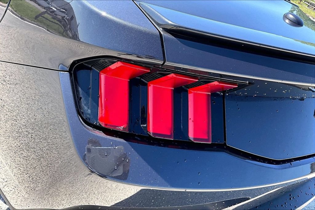 Used 2024 Ford Mustang Premium RWD image 27