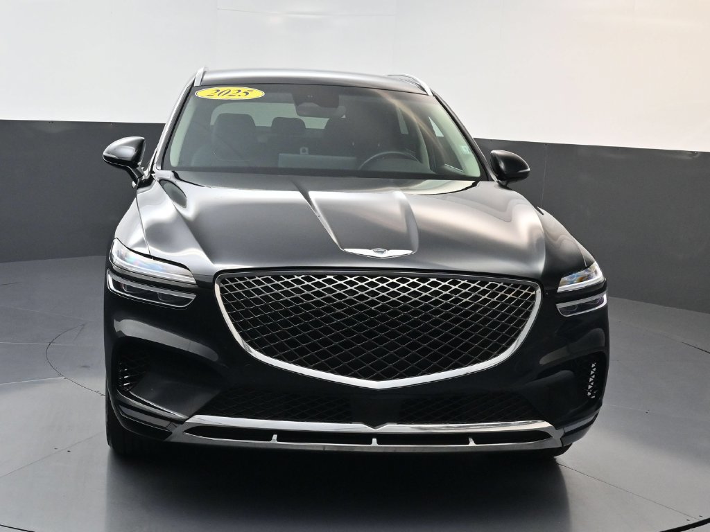 Used 2025 Genesis GV70 2.5T AWD/4WD image 8