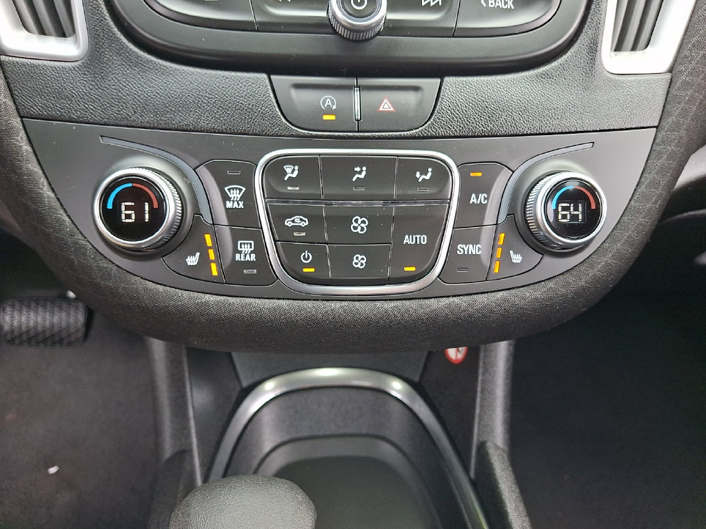 Used 2024 Chevrolet Malibu LT FWD image 19