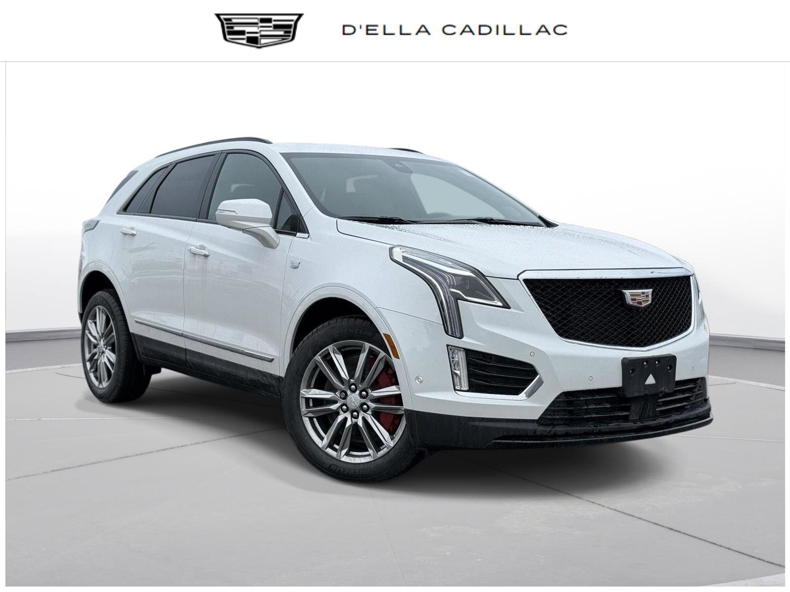 New 2026 Cadillac XT5 Sportv image 1