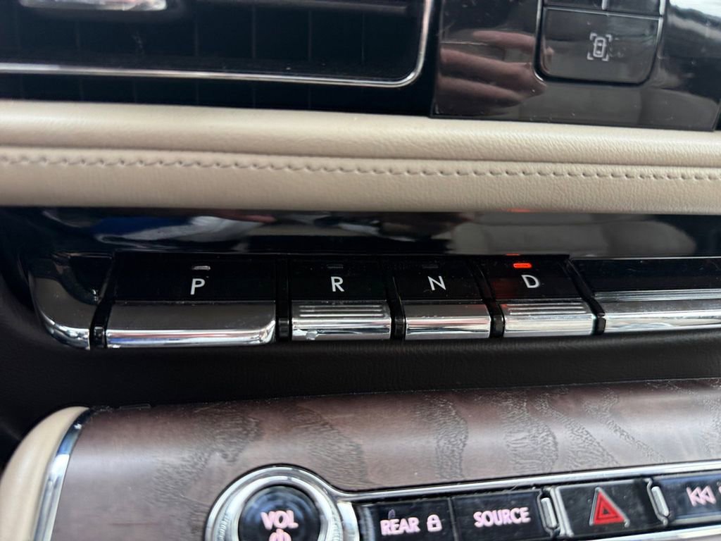 Used 2021 Lincoln Aviator Grand Touring w/ Equipment Group 301A image 21