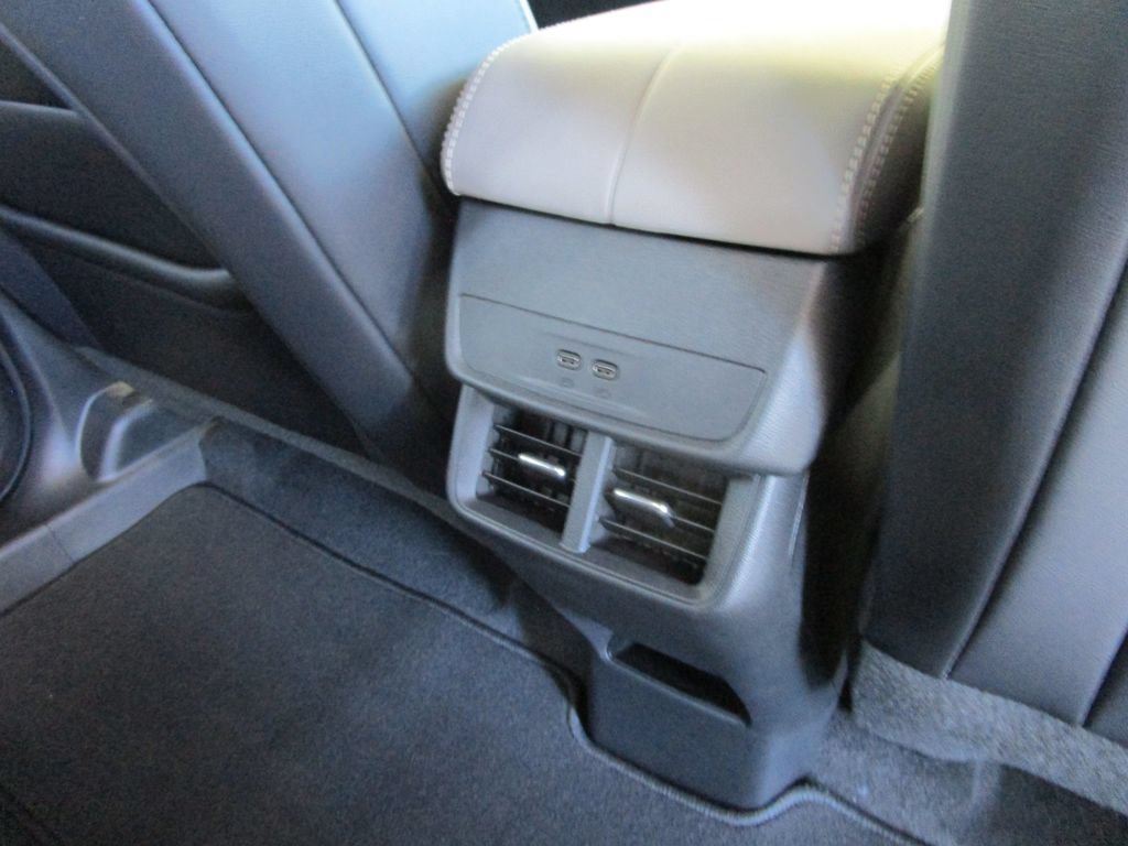 New 2027 GMC Terrain Elevation w/ Elevation Premium Package FWD image 19