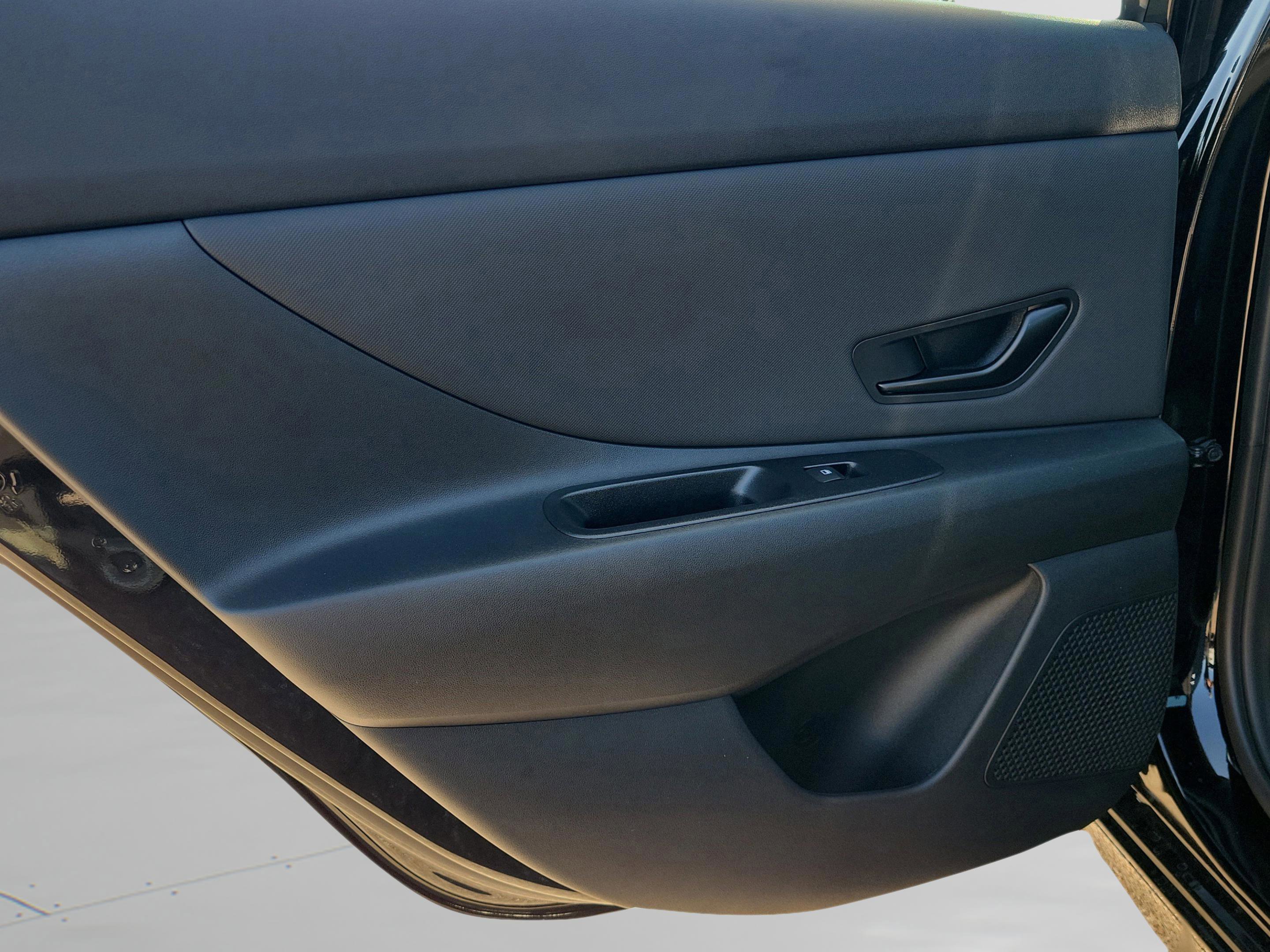 New 2026 Hyundai Elantra SEL Sport image 29