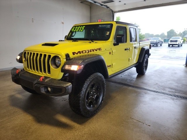 Used 2023 Jeep Gladiator Mojave w/ Cold Weather Group image 7