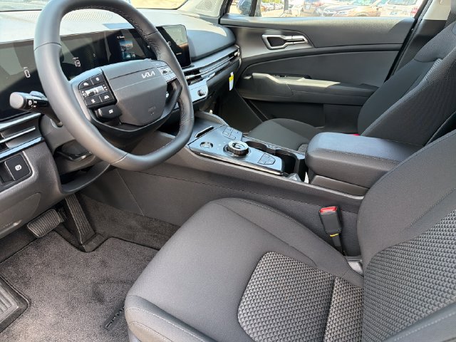 New 2027 Kia Sportage S FWD image 18