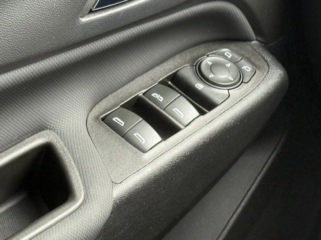 Certified 2022 Chevrolet Equinox RS w/ Infotainment Package image 32