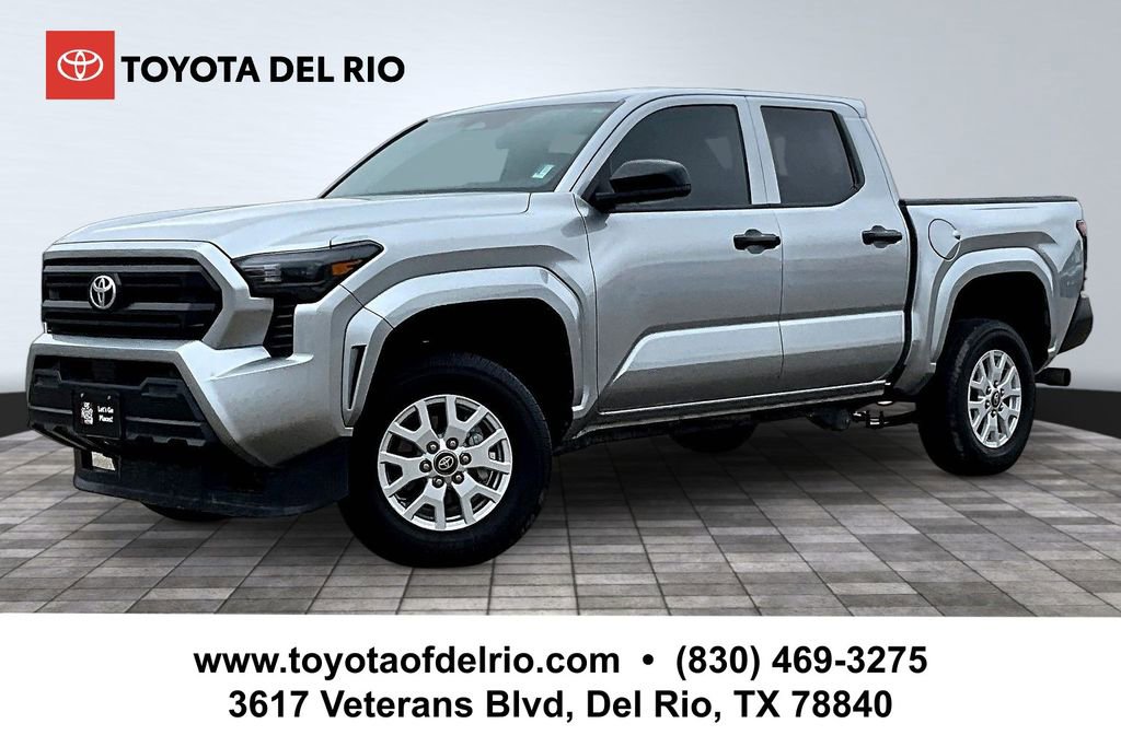 Used 2025 Toyota Tacoma SR image 1