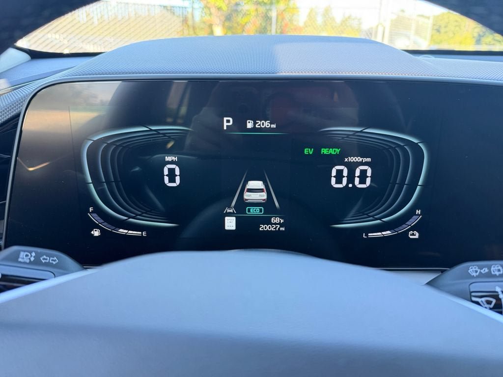 Used 2025 Kia Niro FWD image 14