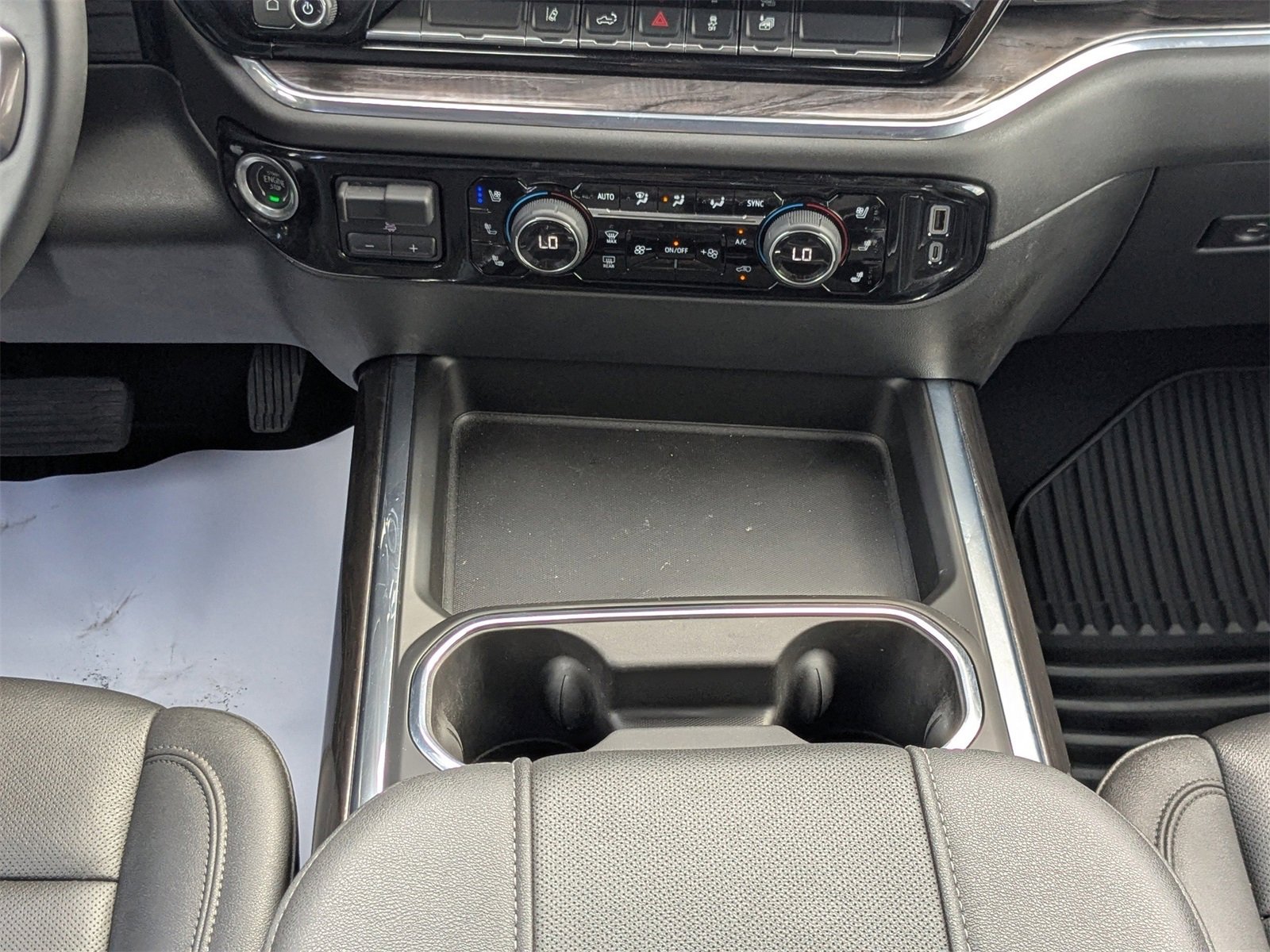 Used 2024 Chevrolet Silverado 2500 LTZ image 16