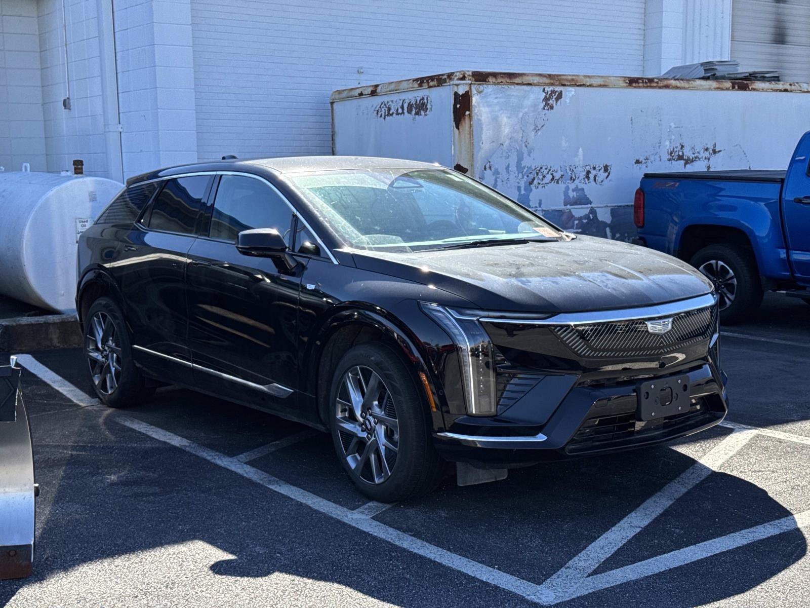 Used 2025 Cadillac Optiq Luxury 1 AWD/4WD image 3