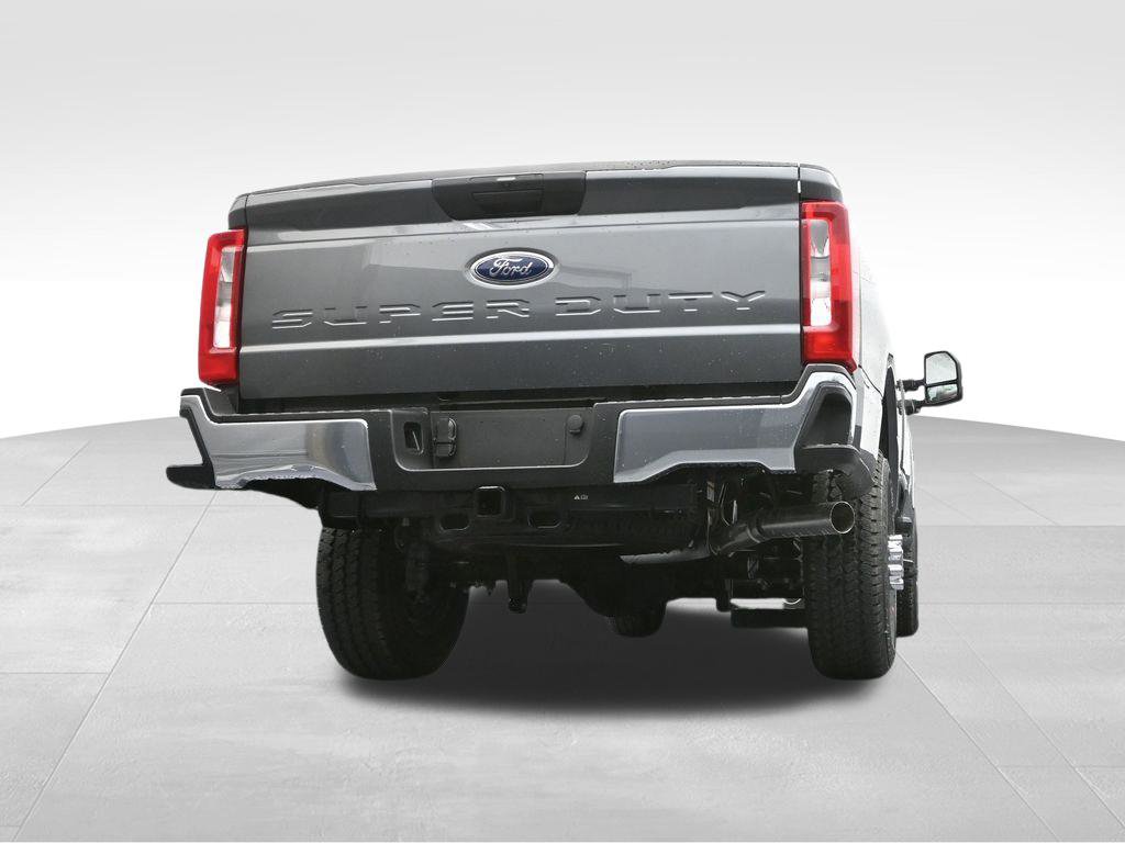 New 2025 Ford F350 XLT image 49