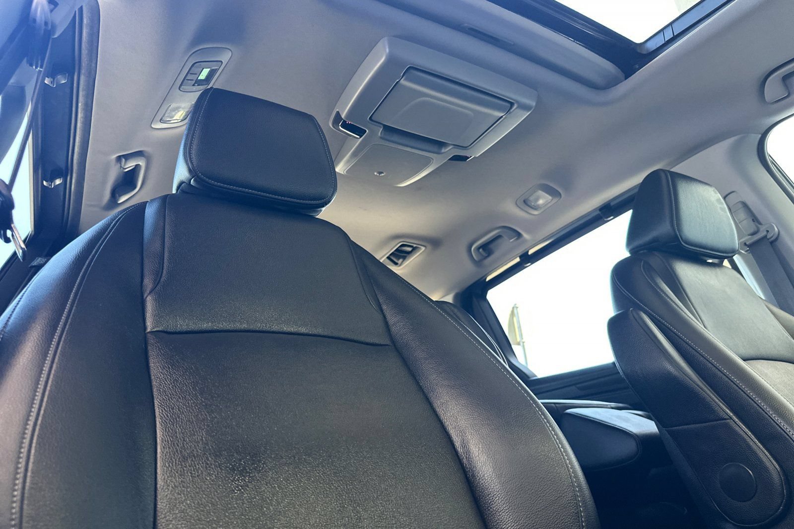 Used 2024 Honda Odyssey Touring image 17