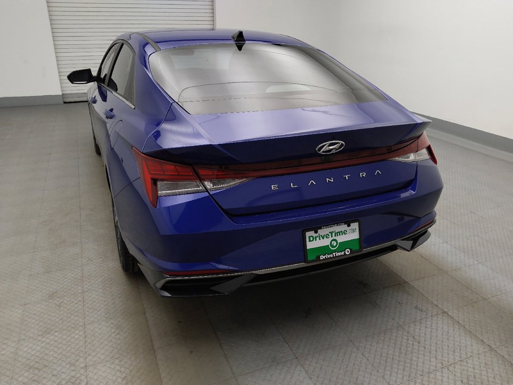 Used 2021 Hyundai Elantra SEL w/ Convenience + Premium Package FWD image 6
