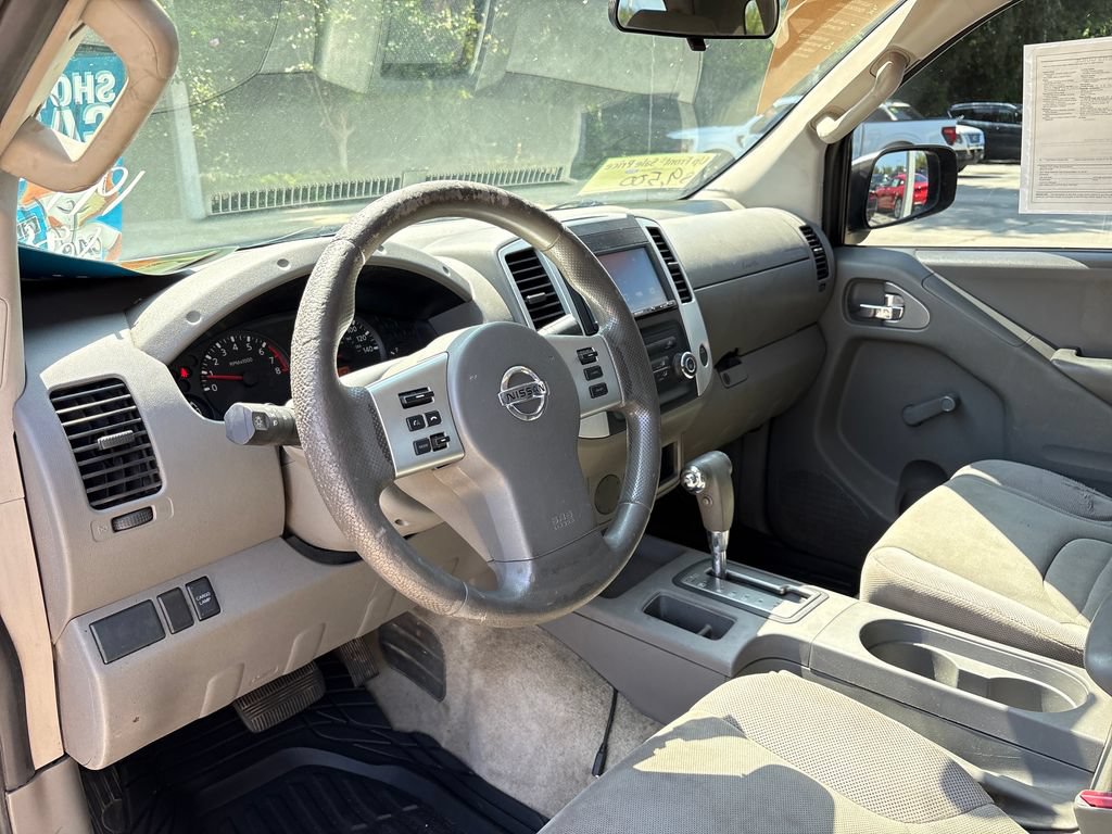 Used 2015 Nissan Frontier S RWD image 6