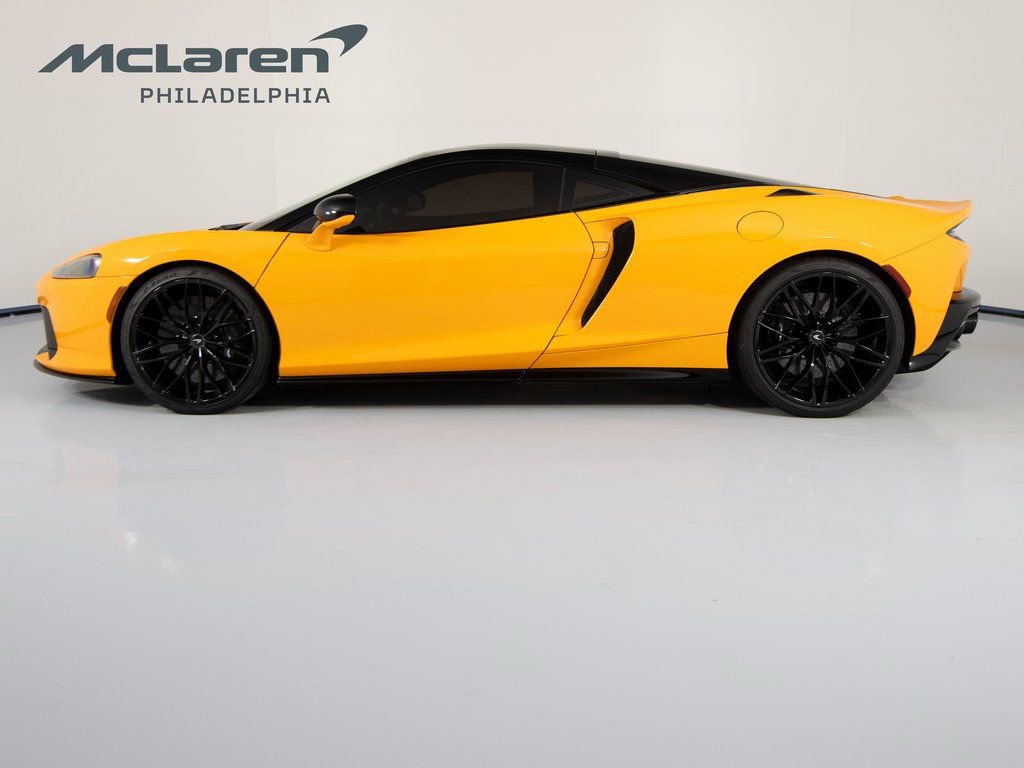 Used 2025 McLaren GTS image 8