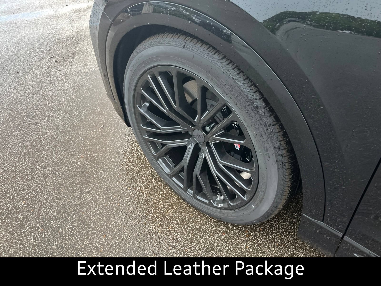 New 2026 Audi SQ8 Prestige AWD/4WD image 5