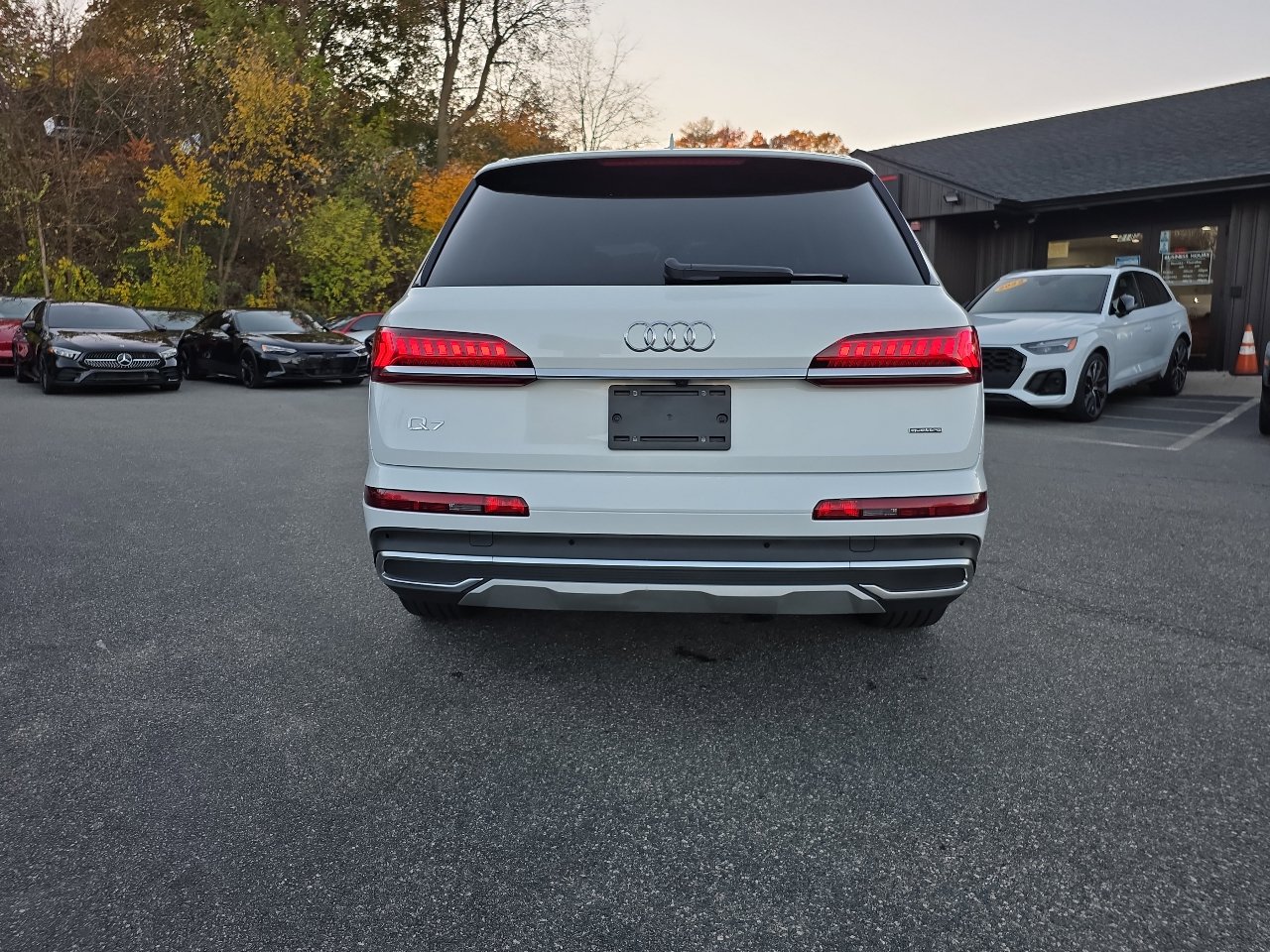Used 2023 Audi Q7 2.0T Premium w/ Convenience Package image 19