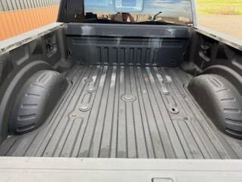 Used 2019 Ford F350 Platinum w/ Platinum Ultimate Package image 11