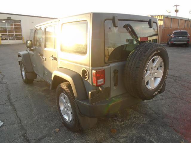 Used 2014 Jeep Wrangler Unlimited Sport image 4