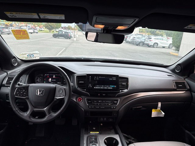 Used 2024 Honda Passport EX-L image 11
