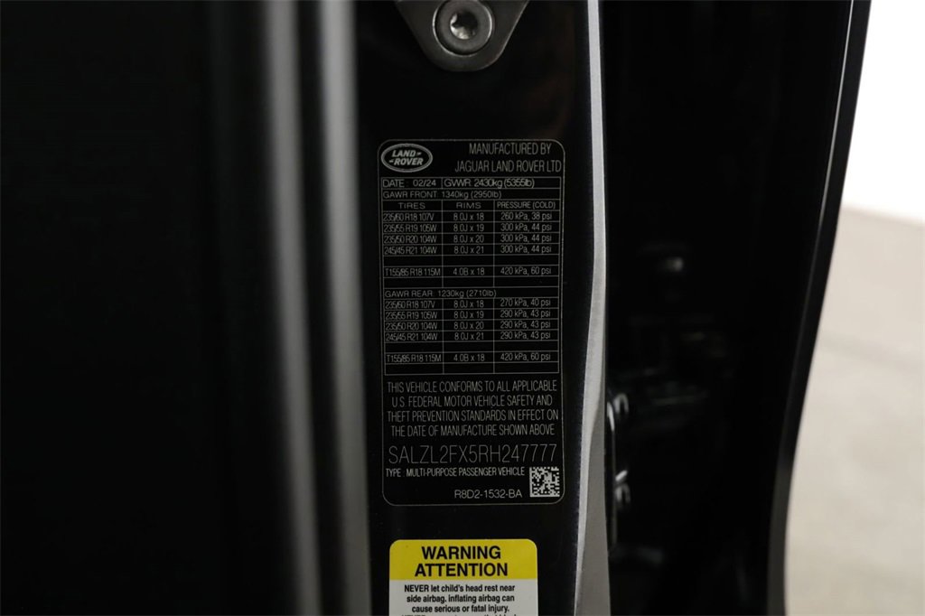 New 2024 Land Rover Range Rover Evoque Dynamic SE image 29