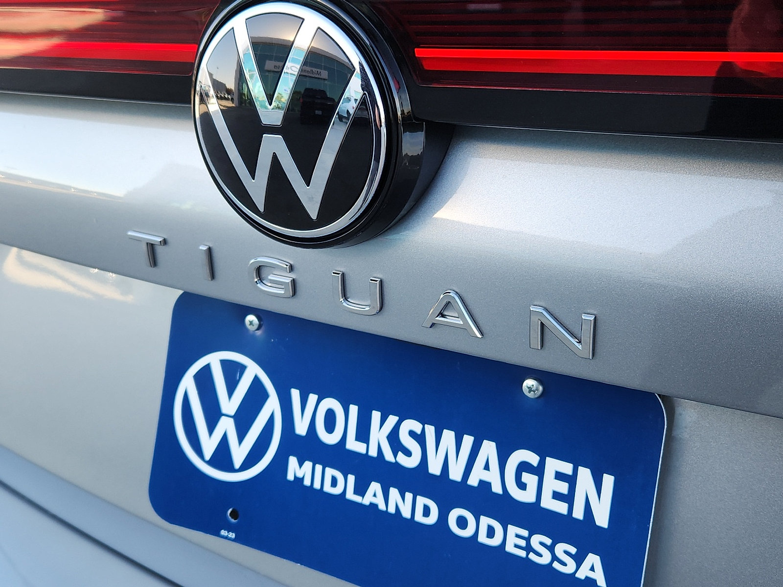 New 2026 Volkswagen Tiguan S FWD image 10