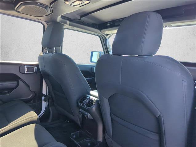 Used 2023 Jeep Gladiator Sport image 23