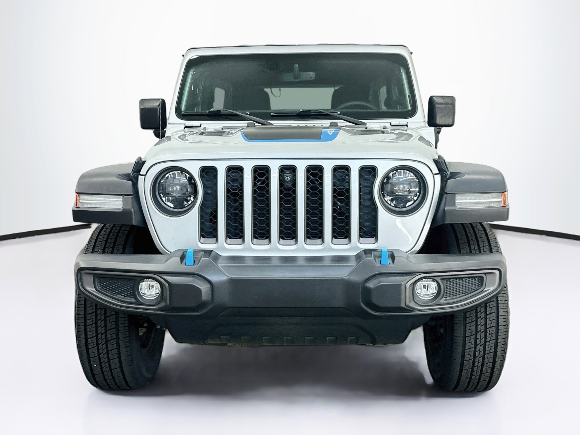 Used 2023 Jeep Wrangler Unlimited Rubicon 4xe AWD/4WD image 2