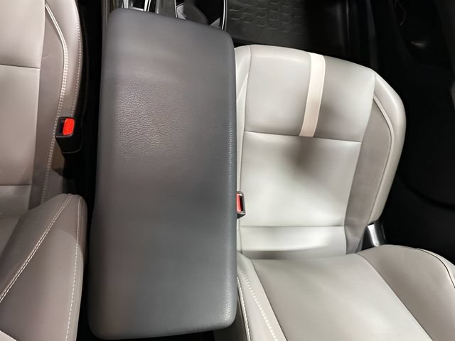 Used 2025 Toyota Camry SE w/ Convenience Package AWD/4WD image 17