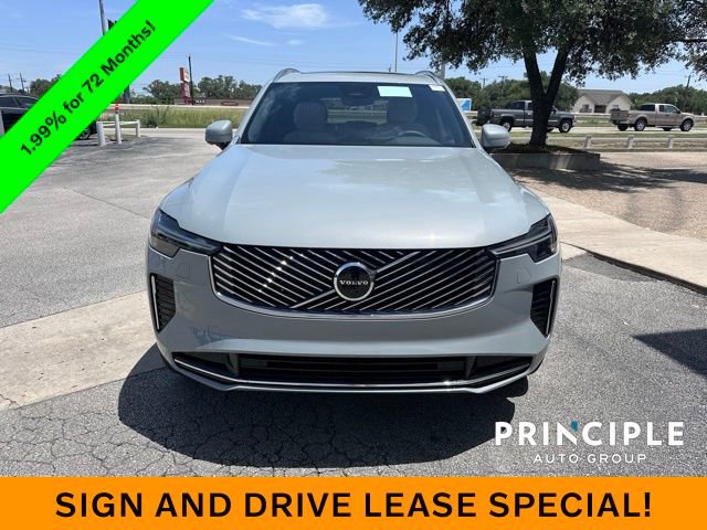 New 2026 Volvo XC90 B6 Plus w/ Protection Package Premier image 3