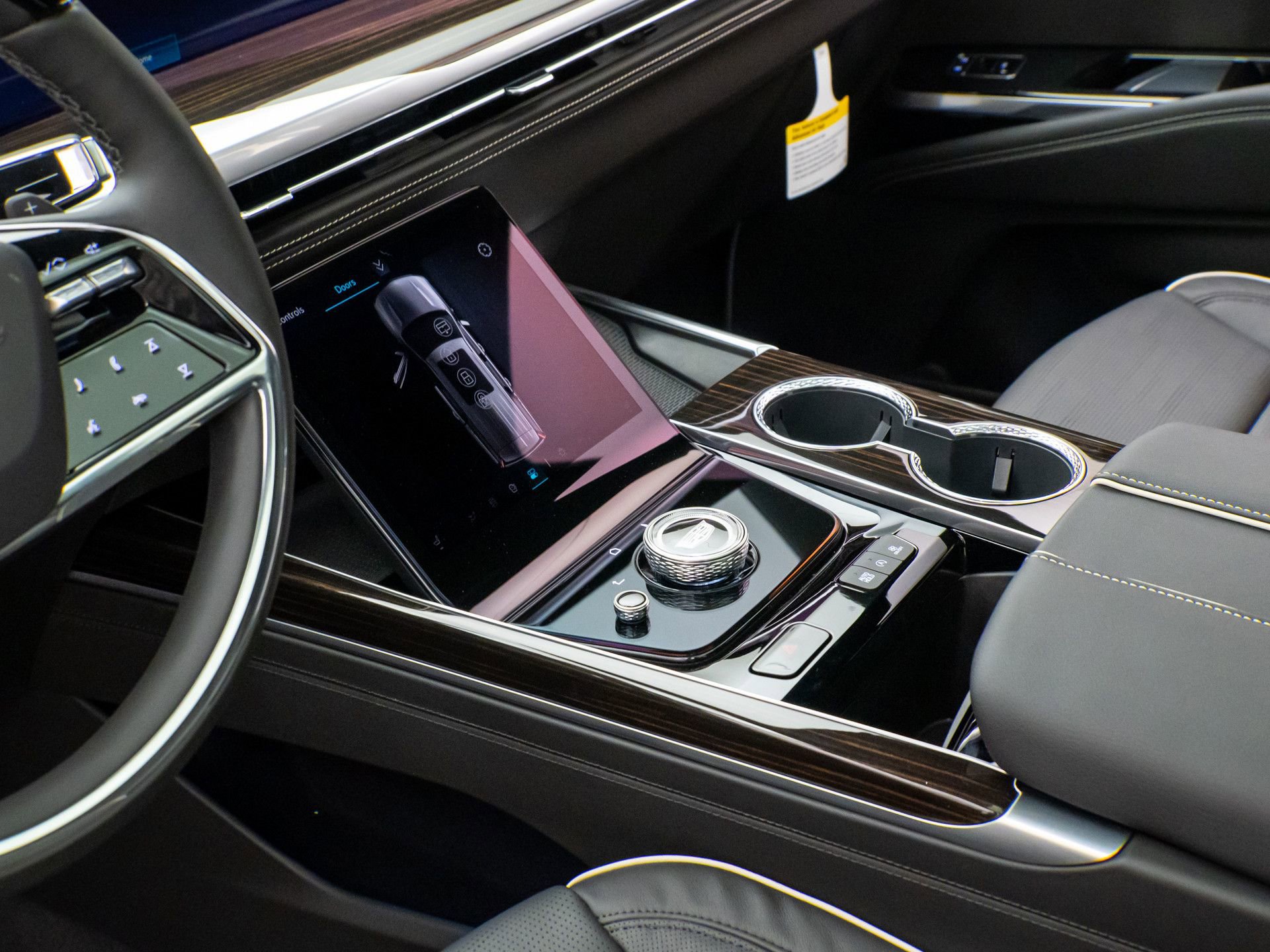 New 2026 Cadillac Escalade Luxury image 12