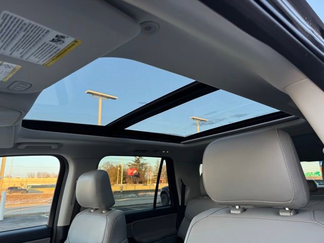 Certified 2025 Ford Expedition Max Active image 10