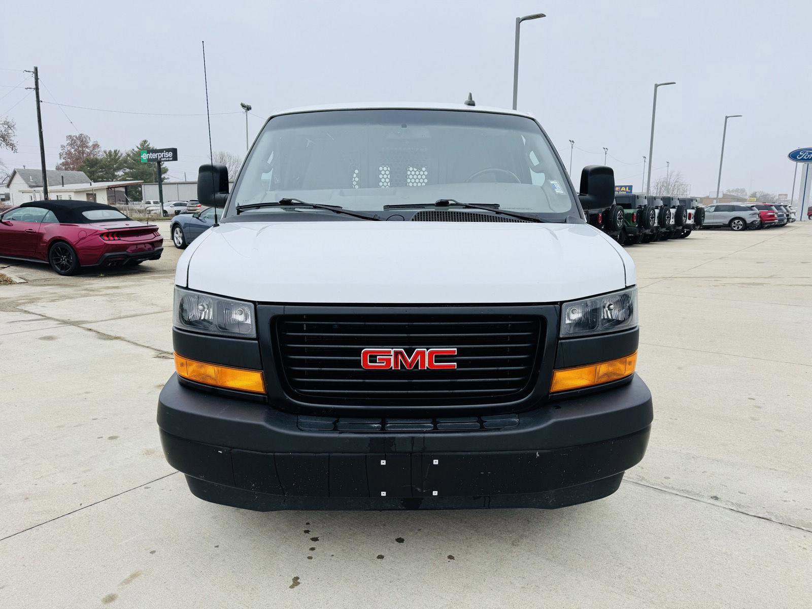 Used 2022 GMC Savana 2500 Extended w/ Driver Convenience Package image 22