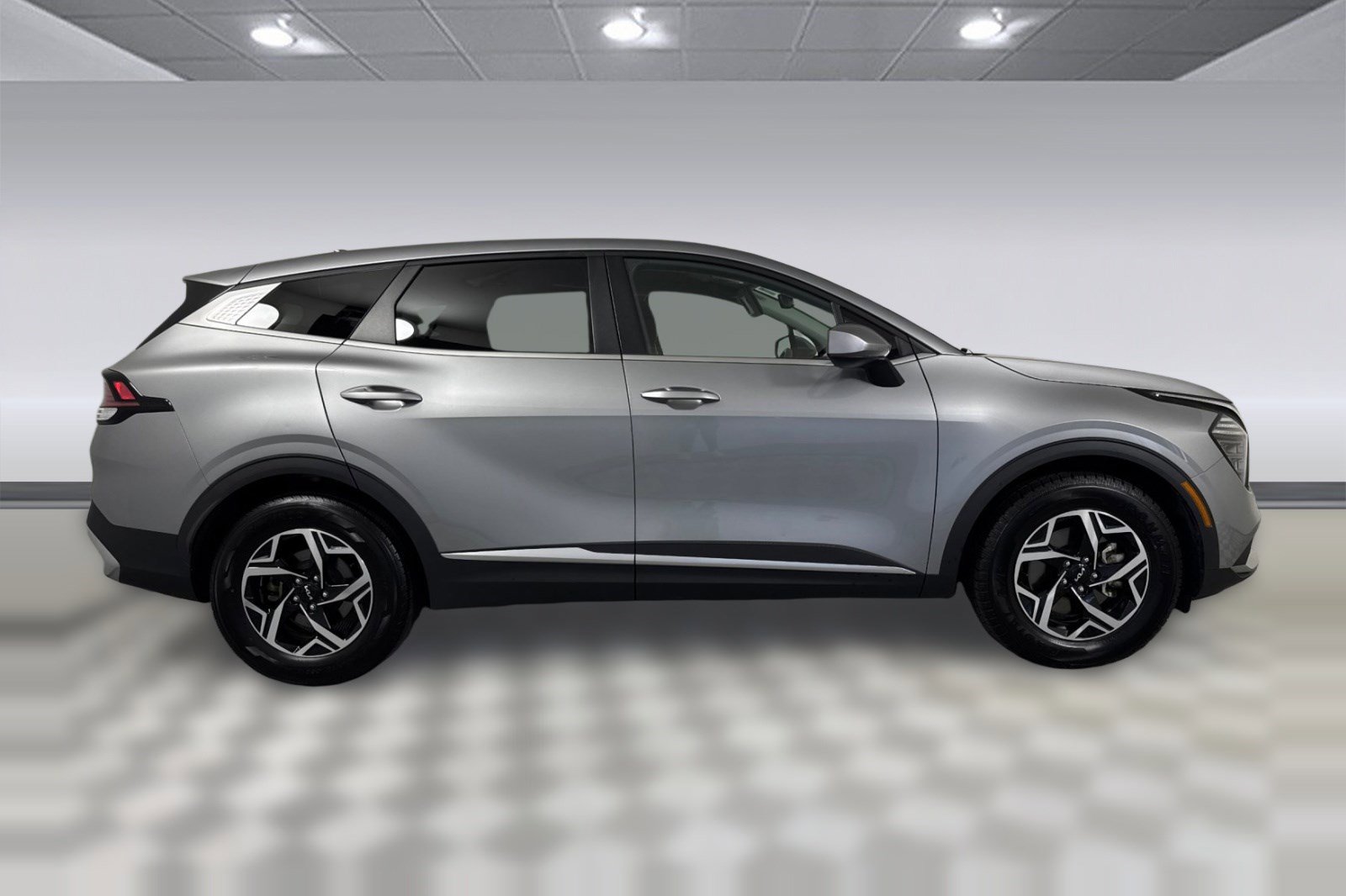 Used 2024 Kia Sportage LX FWD image 7