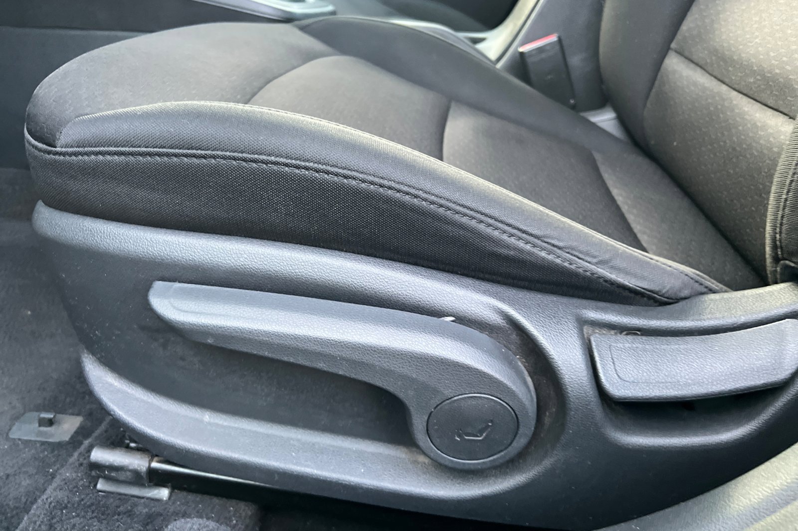 Used 2020 Hyundai Elantra SEL w/ Cargo Package (C1) image 15