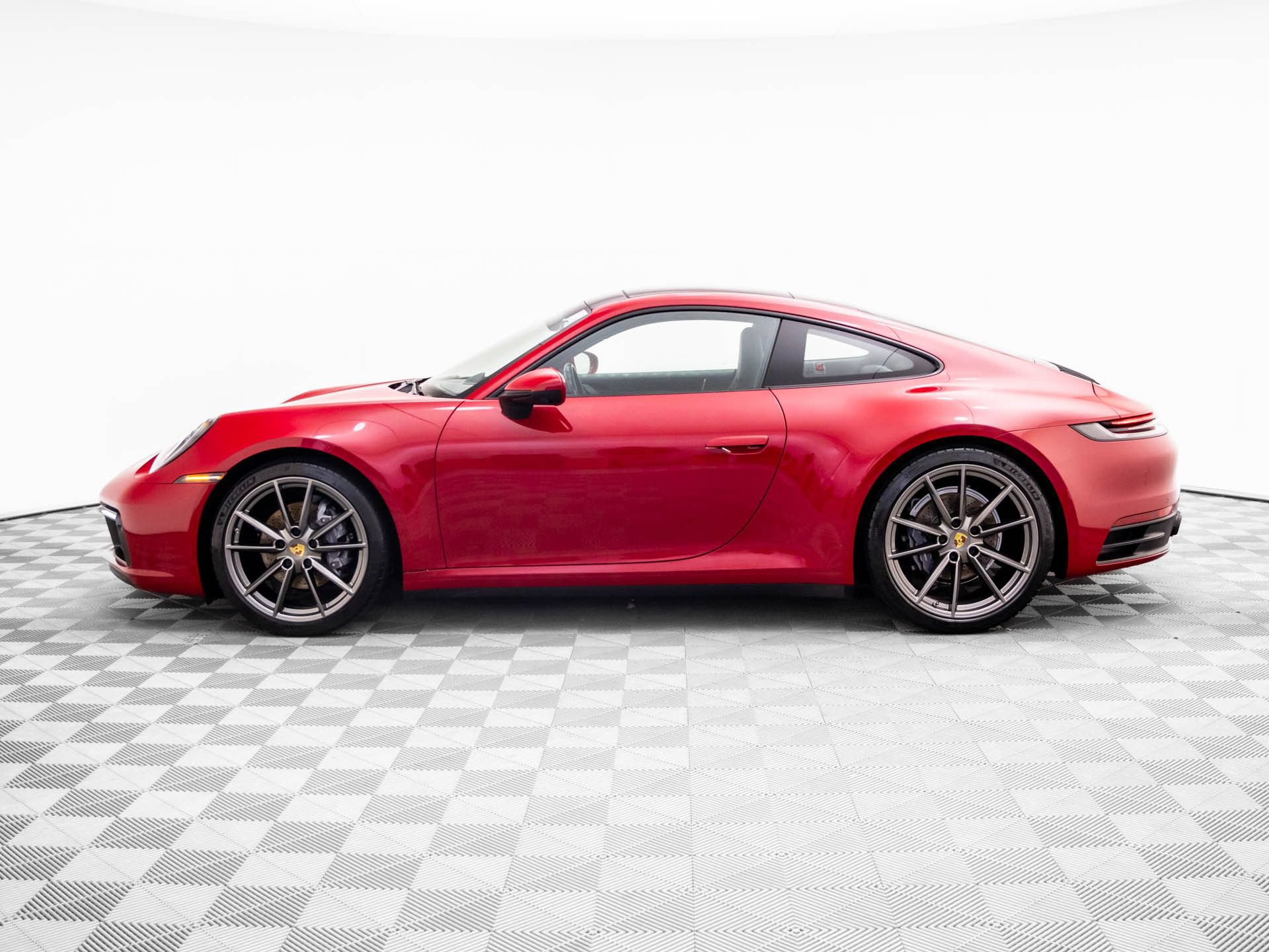 Used 2021 Porsche 911 Carrera RWD video 2
