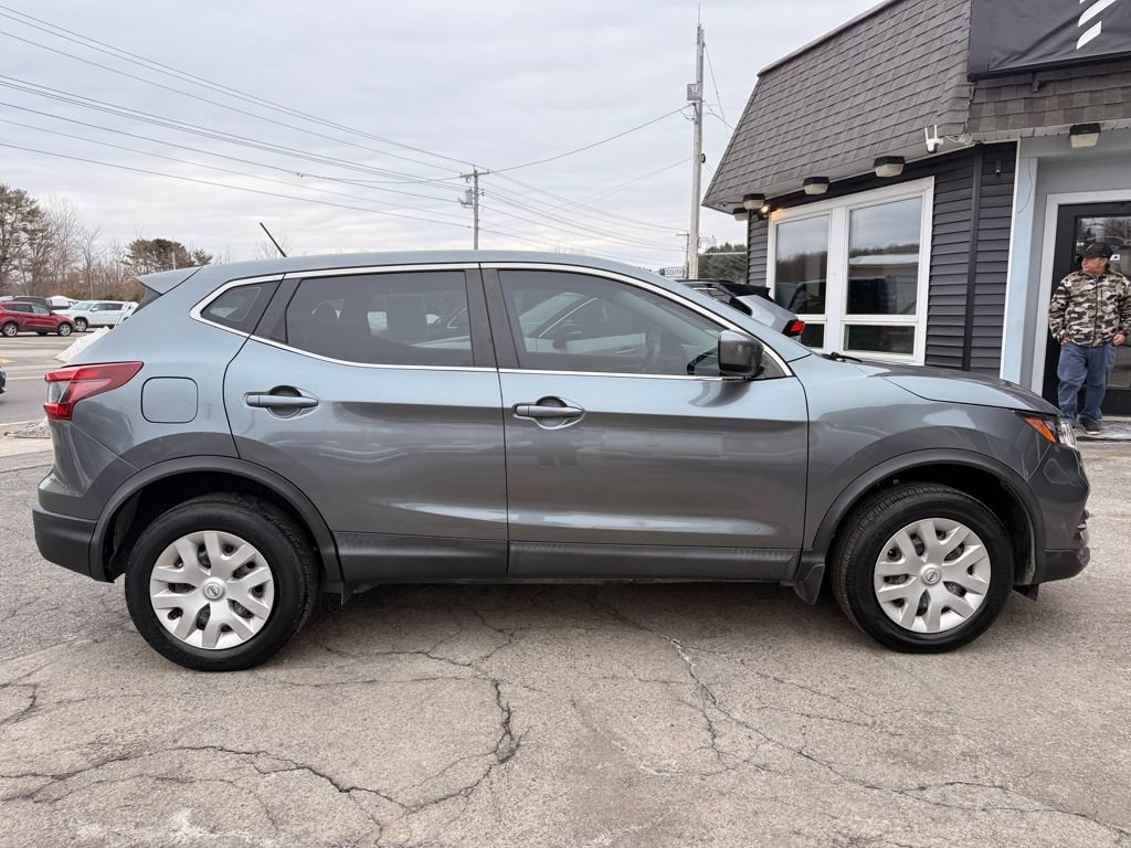 Used 2020 Nissan Rogue Sport S FWD image 9