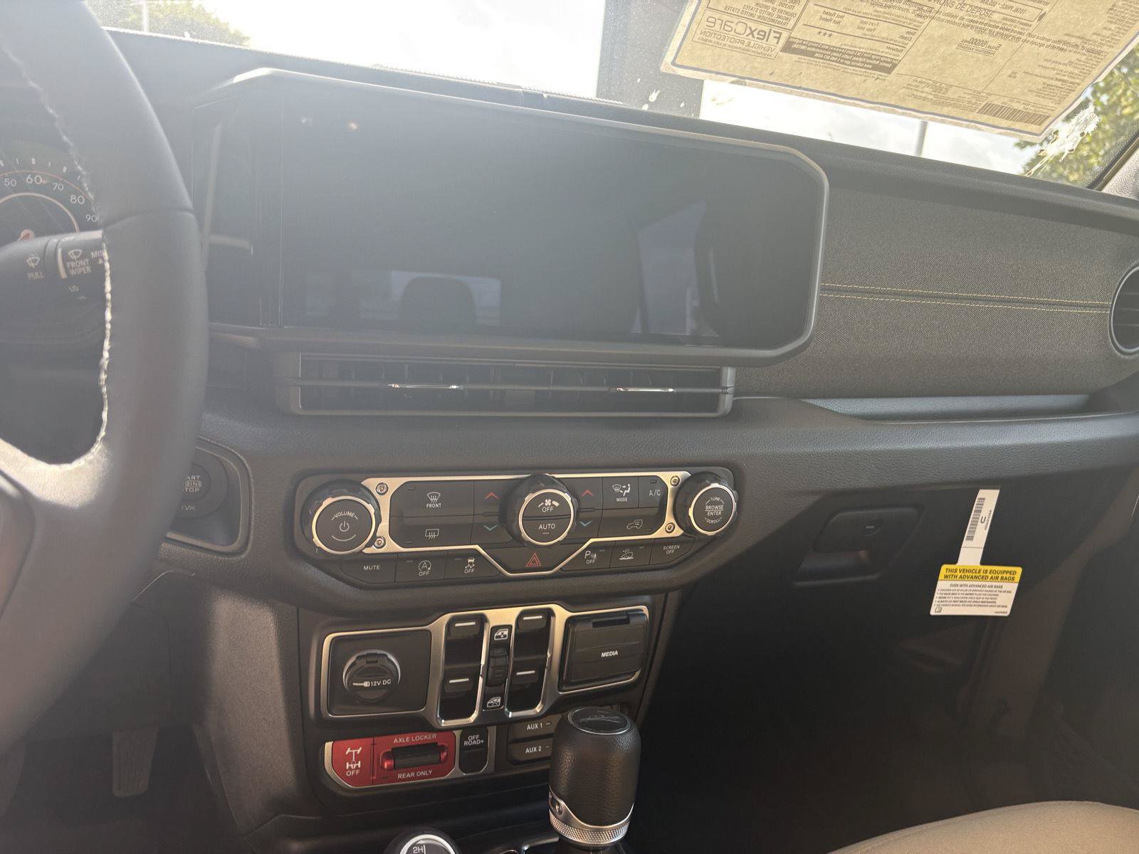 New 2026 Jeep Gladiator Willys AWD/4WD image 12