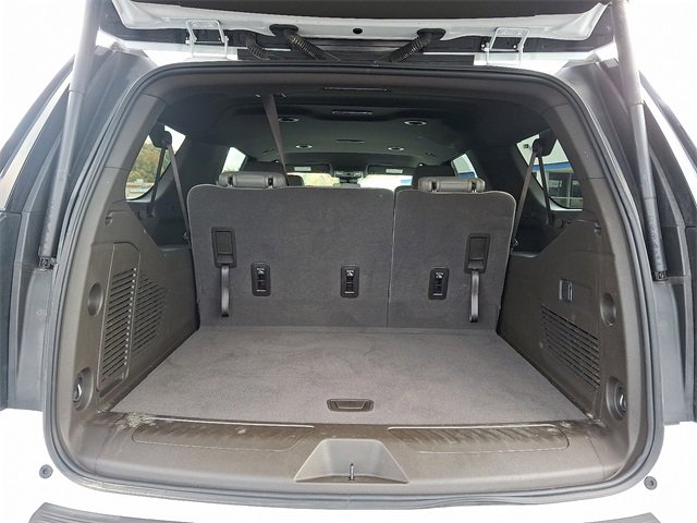 Used 2025 Chevrolet Suburban LT image 28