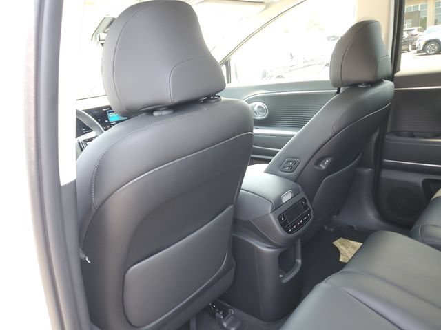 New 2026 Hyundai Ioniq 9 SEL AWD/4WD image 13